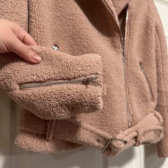 Missguided Pink Faux Fur Jacket, Women's Size 4 - Picture 10 of 16